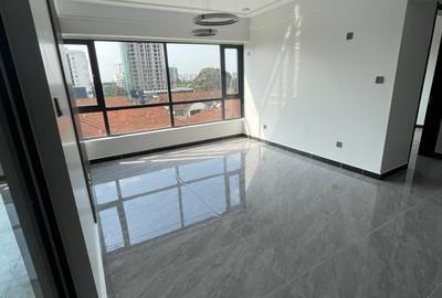 2 Bed Apartment with En Suite in Lavington - 2