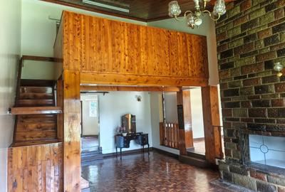 5 Bed House with En Suite in Loresho - 3