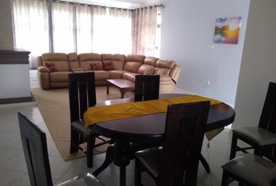 Furnished 2 Bed Apartment with En Suite at