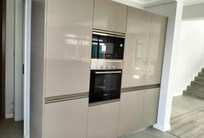 4 Bed Townhouse with En Suite in Kiambu Road
