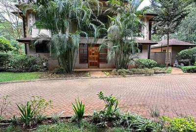 4 Bed House with En Suite in Karen - 2