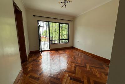 5 Bed Villa with En Suite at Loresho - 3