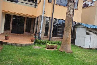 5 Bed Townhouse with En Suite at Lavington Green - 3