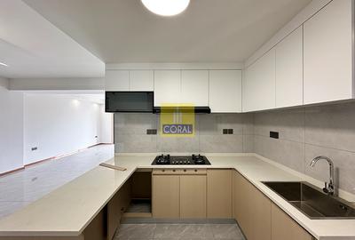 3 Bed Apartment in Riverside - 4