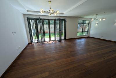 4 Bed Apartment with En Suite at Rosslyn - 2