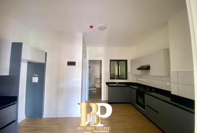 Serviced 2 Bed Apartment with En Suite in Lavington