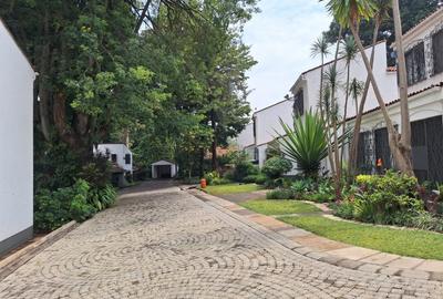 4 Bed Townhouse with Garden in Muthaiga - 2