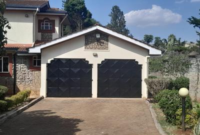 5 Bed House with En Suite in Runda - 2