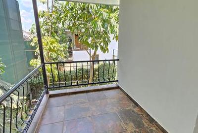 4 Bed Townhouse with En Suite in Lavington