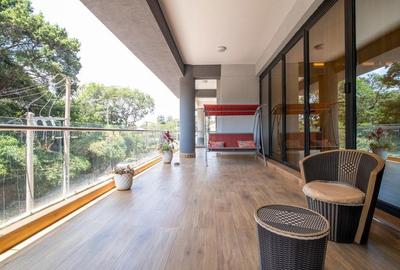 3 Bed Apartment with En Suite at Spring Valley