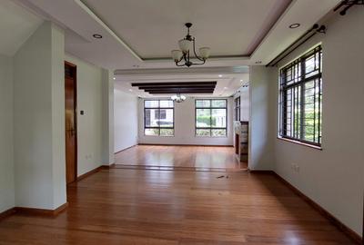 5 Bed Townhouse with En Suite at Lavington Convent Drive - 3