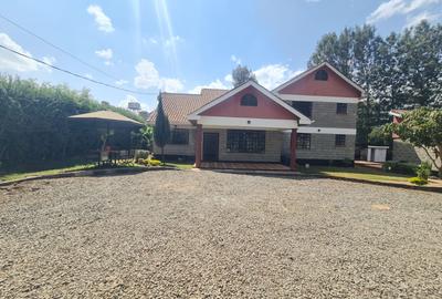 4 Bed House with En Suite at Bomas - 2