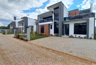 5 Bed Townhouse with En Suite at Mugutha