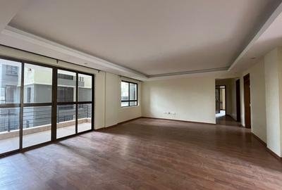 3 Bed Apartment with En Suite in Kileleshwa