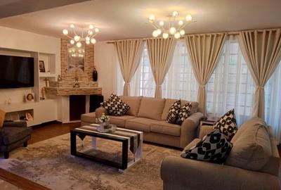 5 Bed Villa with En Suite in Lavington