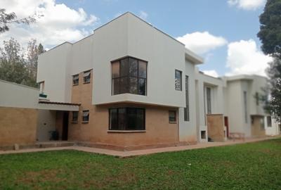 4 Bed Townhouse with En Suite at Kuwinda