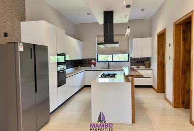 4 Bed Villa with En Suite at Off Loresho Ridge - 3