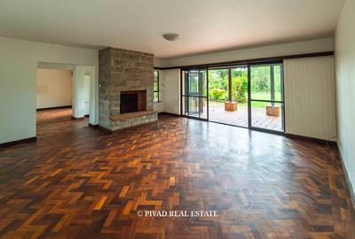 3 Bed House with Garden in Nyari - 4