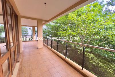 4 Bed Apartment with En Suite at Riverside Drive