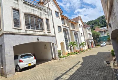 5 Bed Townhouse with En Suite at Lavington Convent Drive - 2