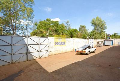 1,700 m² Warehouse in Thika