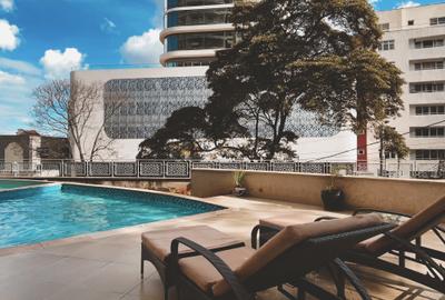 Furnished 1 Bed Apartment with En Suite at Lantana Road