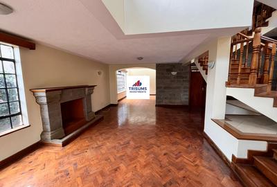 5 Bed Townhouse with En Suite in Westlands Area - 4