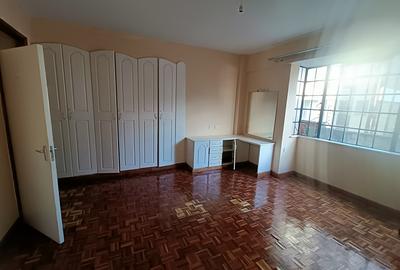 3 Bed Apartment with En Suite in Kileleshwa