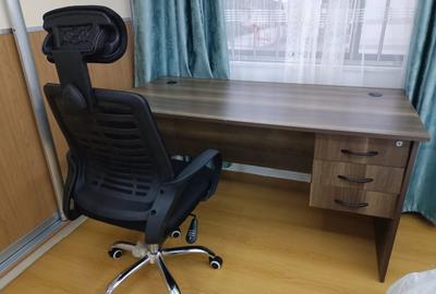 Serviced 3 Bed Apartment with Swimming Pool in Westlands Area - 4