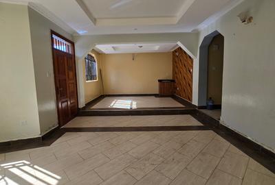 3 Bed House with En Suite in Garden Estate - 4