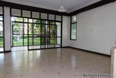 7 Bed House with En Suite at Nyali