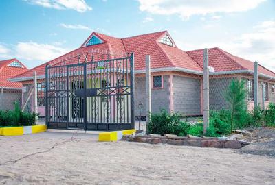 3 Bed House with En Suite at Acacia