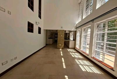 4 Bed House with En Suite in Runda - 4