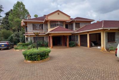 5 Bed House with En Suite at Flem Tree Runda