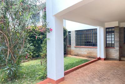 4 Bed Townhouse with En Suite in Westlands Area