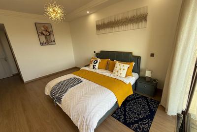 3 Bed Apartment with En Suite in Riverside - 4