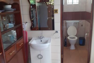 1 Bed House with En Suite in Kitisuru