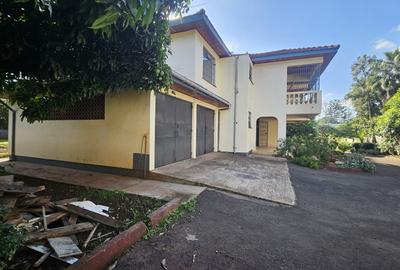5 Bed House with En Suite in Gigiri