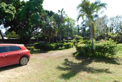Land at Nyali - 2