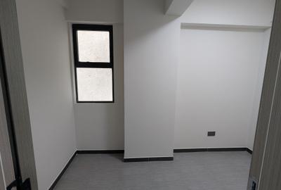 1 Bed Apartment with Gym at Kindaruma Road