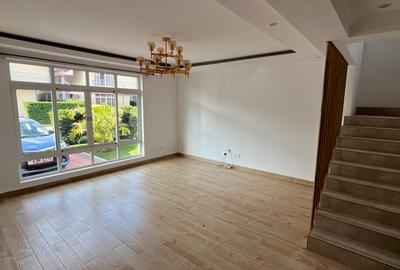 5 Bed Townhouse with En Suite at Namanga Road