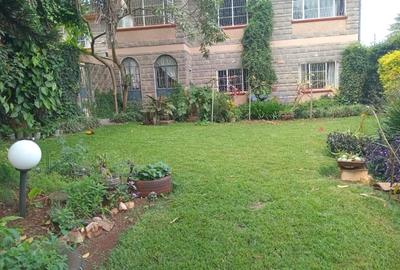 3 Bed House with En Suite in Runda - 3