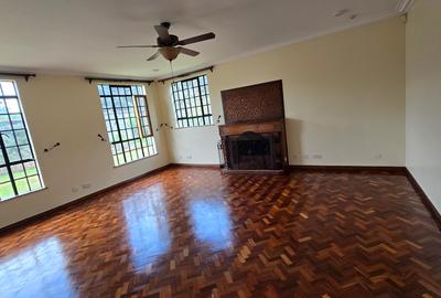 5 Bed House with En Suite in Runda - 4