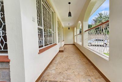 5 Bed House with En Suite in Loresho