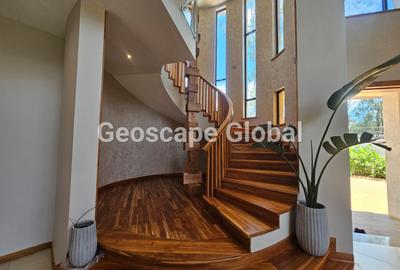 4 Bed House with En Suite in Loresho - 4