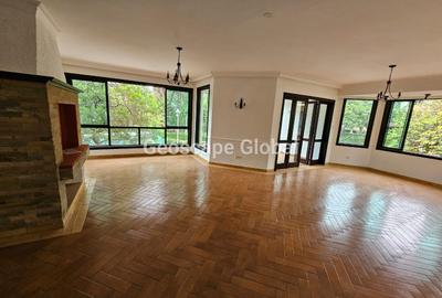 4 Bed Townhouse with En Suite in Spring Valley - 2