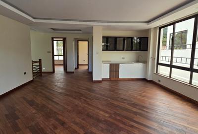 5 Bed Townhouse with En Suite at Lavington Green - 4