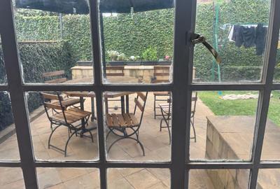 5 Bed Villa with En Suite at Riverside Close - 4