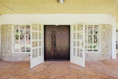 3 Bed House with En Suite in Karen - 3