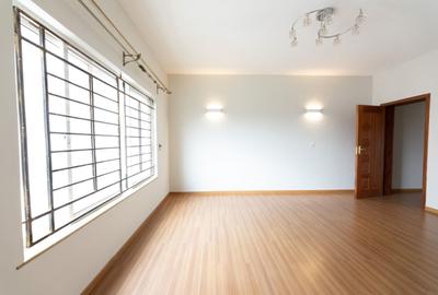 3 Bed Apartment with En Suite at Gatundu Road - 3